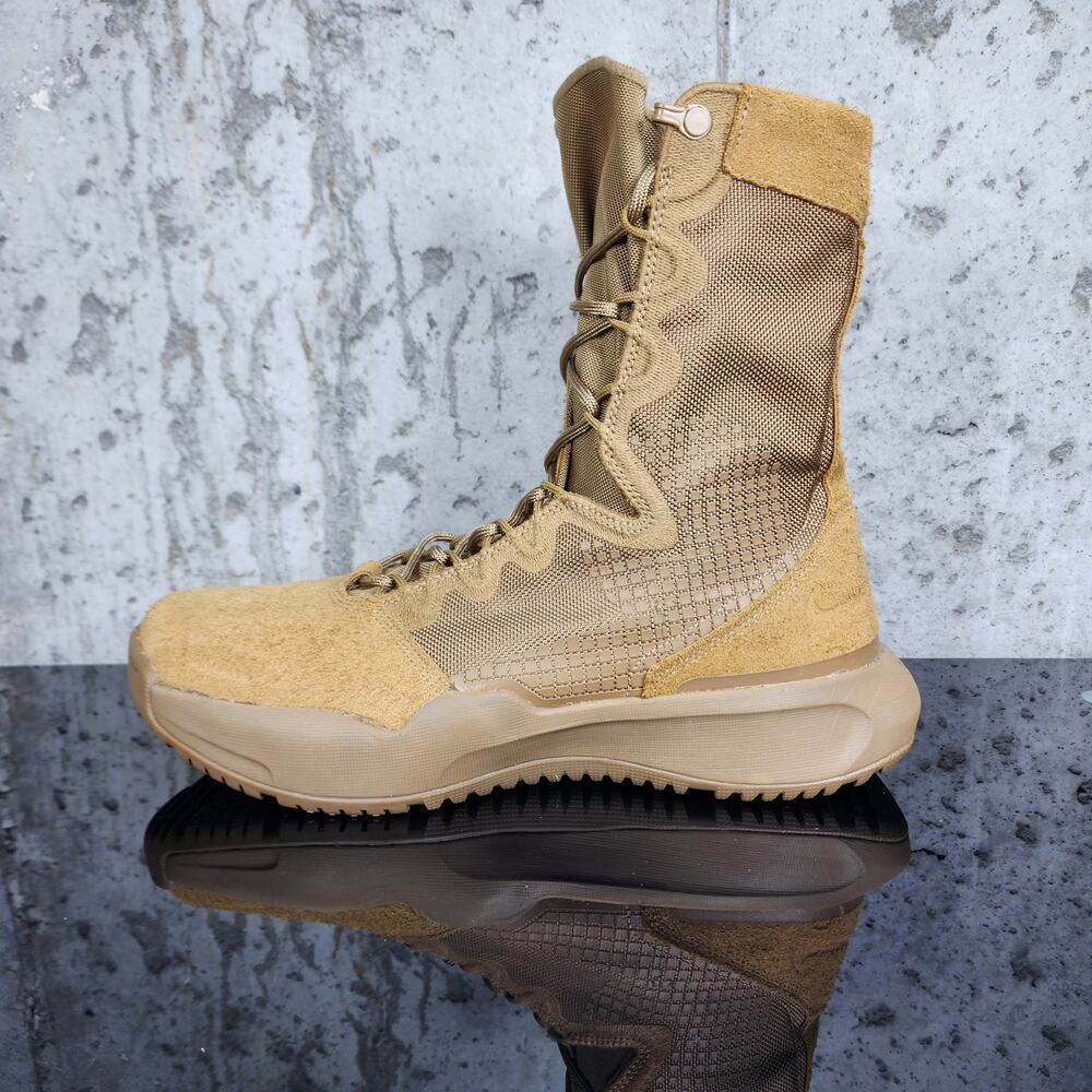 Nike SFB B1 Tactical Boot Men's Size 11.5 Coyote Tan DD0007-900 Left Boot Only